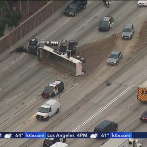 Overturned truck hampers traffic on 605 Fwy in Whittier