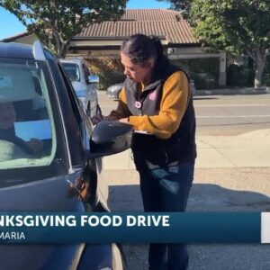 The Salvation Army in Santa Maria holds its annual Thanksgiving dinner