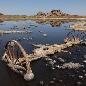 This dying lake could be the site of California's next gold rush
