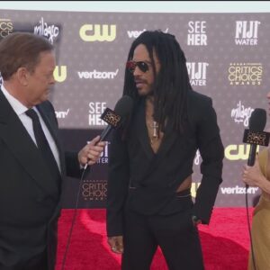 Lenny Kravitz live on the red carpet at the Critics Choice Awards