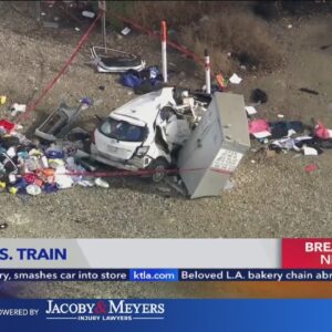 Surfliner collides with vehicle in Camarillo; 1 in critical condition