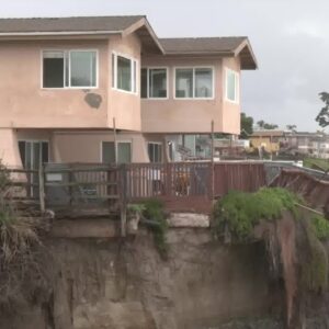 Town Hall held to discuss cliff danger in Isla Vista