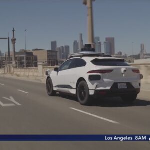 Driverless taxis hit the streets of Los Angeles