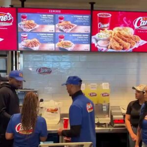 Mookie Betts serves up 'hot, fresh chicken' at Raising Cane's