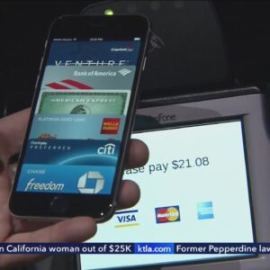 Officials looking to ban cashless businesses in Los Angeles