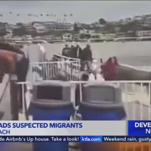 Boat carrying suspected illegal immigrants docks in Newport Beach