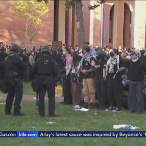 USC, UCLA criticized over response to campus protests