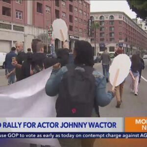 Friends, family of slain ‘General Hospital’ actor Johnny Wactor hold rally for justice in downtown L