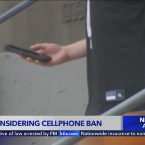 LAUSD considering cellphone ban