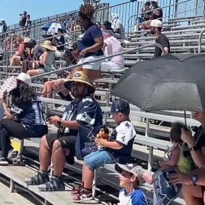 Cowboys and Rams fans enjoy practice scrimmage in Oxnard