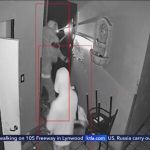 Encino restaurant owner watches burglars escape with safe