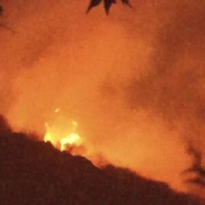 Evacuation warnings in effect due to Refugio Canyon vegetation fire