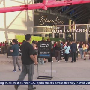 Fans attend second night concert at Intuit Dome's grand opening weekend