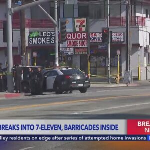 Police respond to armed man barricaded in Los Angeles 7-Eleven store 