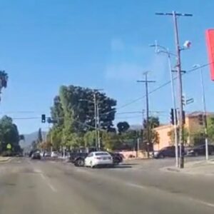 Video captures high-speed crash in Mission Hills