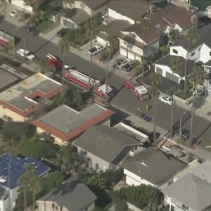 Gas leak prompts evacuations in Ventura