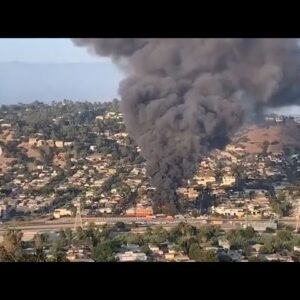 Large fire engulfs old courthouse near Dodger Stadium in L.A.