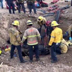 Man rescued from drainpipe in Ventura County