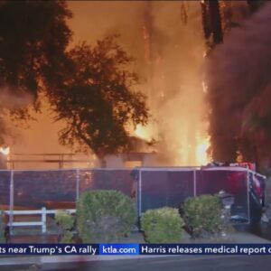 Abandoned house burns early Monday morning in Winnetka