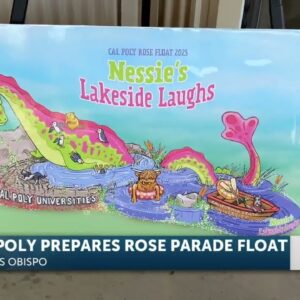 Cal Poly students prepare Rose Parade float in San Luis Obispo