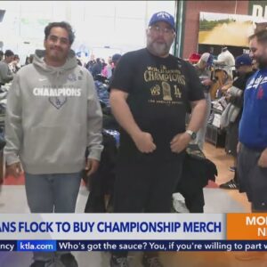 Dodgers fans show of fresh World Series swag