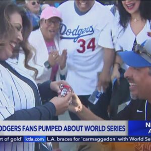 Dodgers fan proposes to girlfriend before first World Series game live on KTLA