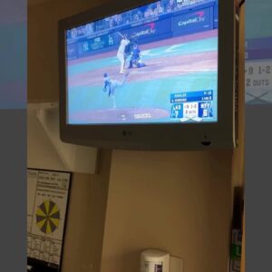 Couple welcomes baby during World Series