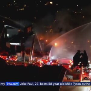 Hollywood strip mall burns down, nearby restaurants sustain major damage