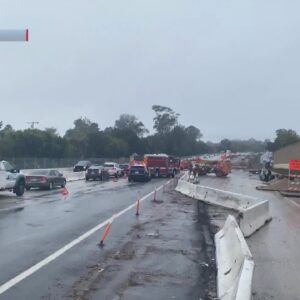 Northbound Highway 101 backed up after garbage truck crash north of Sheffield Drive exit