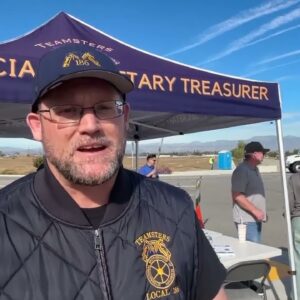 Amazon Workers on Strike and Picketing at Oxnard Warehouse