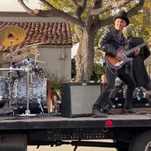 Carpinteria Holiday Spirit Parade attracts a crowd