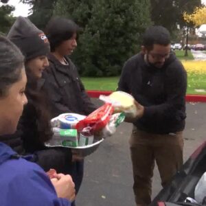 Hancock College holds annual Thanksgiving meal giveaway for single parent students