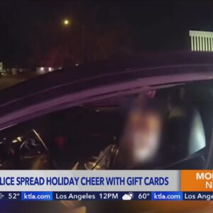 Fullerton police spread holiday cheer with gift cards