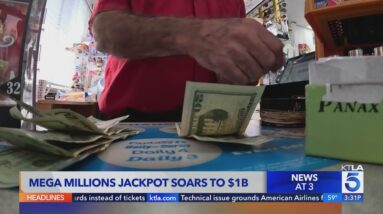 Mega Millions jackpot climbs to $1B ahead of Christmas Eve drawing