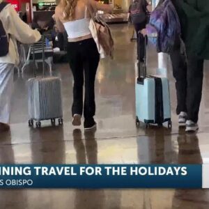 San Luis Obispo Airport Flyers begin to head out for Thanksgiving