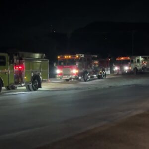 Firefighters knock down small brush fire in Santa Paula