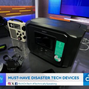 Technically Speaking: Rich DeMuro's must-have disaster preparedness devices