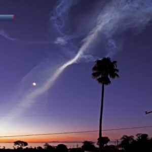 Residents capture Spectacular Cosmic Sight from latest Falcon 9 Launch