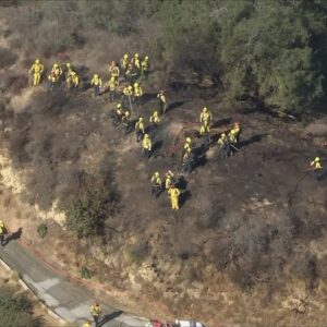 Small fire breaks out at Griffith Park