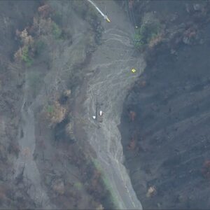 Sky5: Mudslides bury Topanga Canyon Boulevard