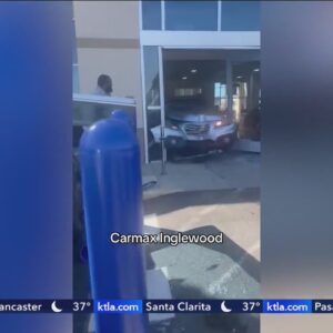 Video shows upset customer ram into CarMax, injuring 8